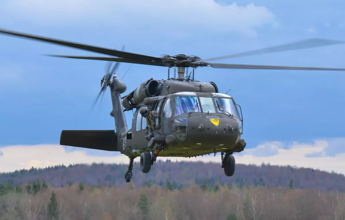 washingtonda helikopter kazasi 4 asker hayatini kaybetti v6JsxcE5