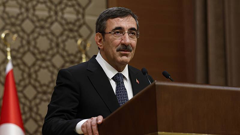 cumhurbaskanligina cevdet yilmaz vekalet edecek ZyCLLpp1.jpg