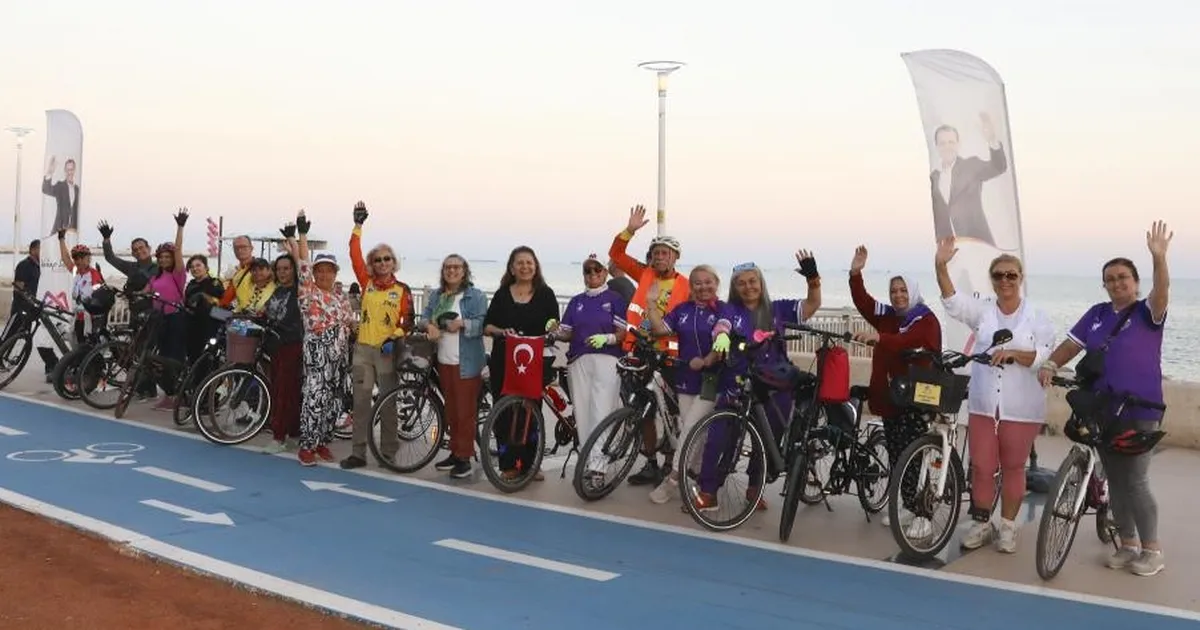 mersinde kadinlara pedal gucu 4YHlZNPT.webp