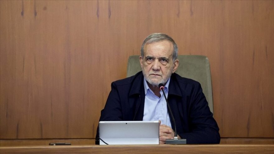 Pezeşkiyan bölge ülkelerine seslendi: Savaşı sizi topraklarınızdan yönetmesine izin vermeyin