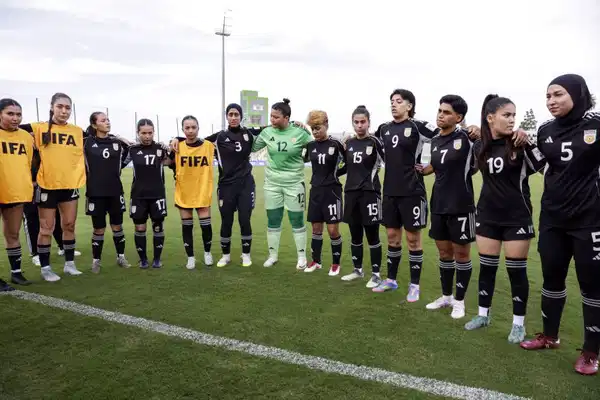 FIFA’dan Önemli Adım: Afgan Kadın Futbolculara Milli Takım Hakkı Tanındı