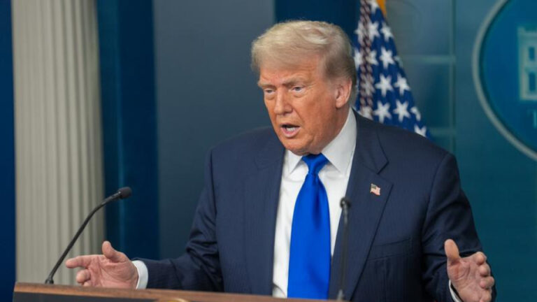 trump-uc-muhrip-gemi-de-hasar-gormedi-ancak-iranli-saldirganlara-buyuk-zarar-verildi-rj8eOHQb