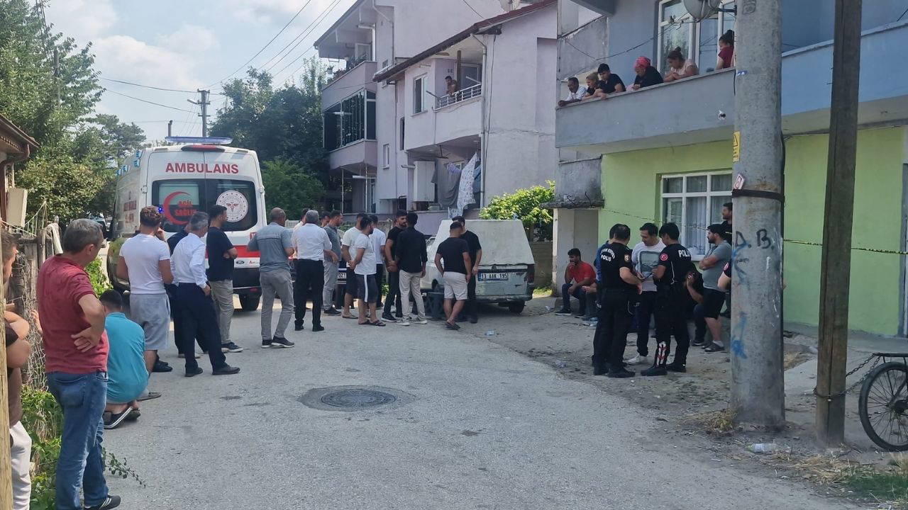 Arkadasinin elindeki tabanca ates aldi 20 yasindaki yunus oldu XwRM1GFa