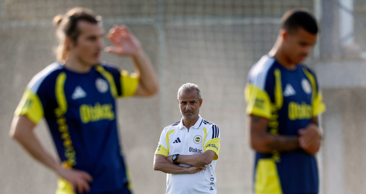 Fenerbahcede kadrodaki kalabalik ismail kartali olumsuz etkiliyor adim atacak yer yok B9kUmV7x